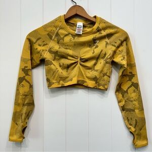 Gymshark Adapt Camo Seamless Long Sleeve Crop Top Medium Stretch Gym Workout